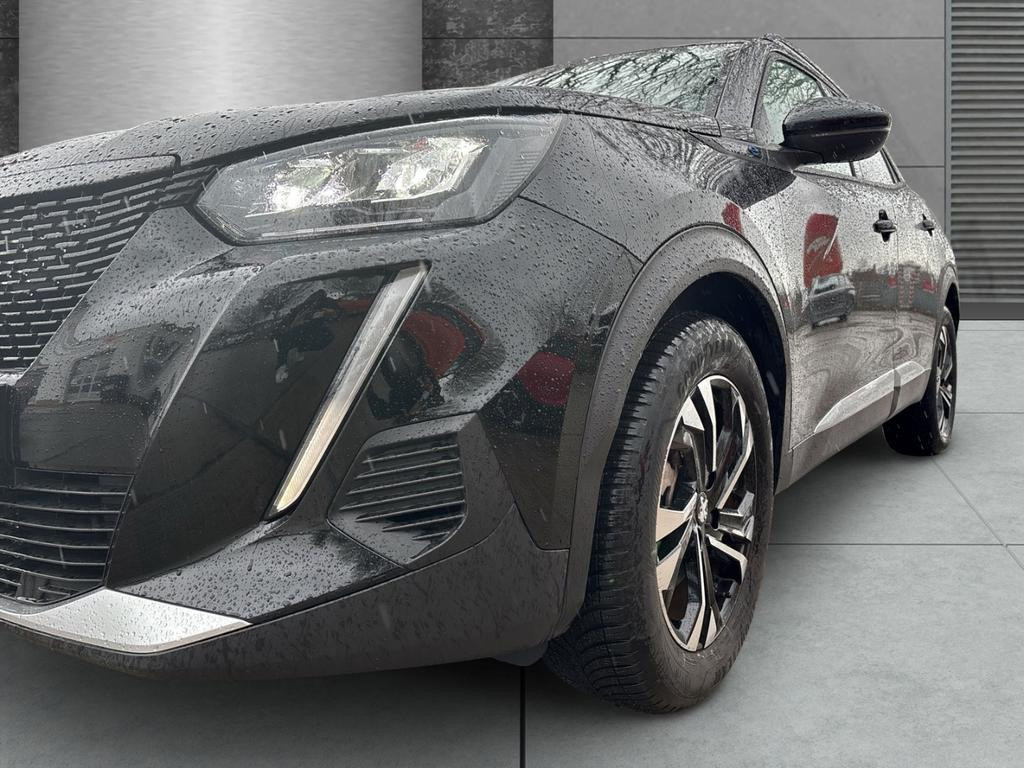 Peugeot e-2008