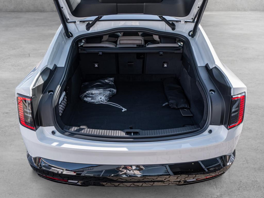 Volvo ES90