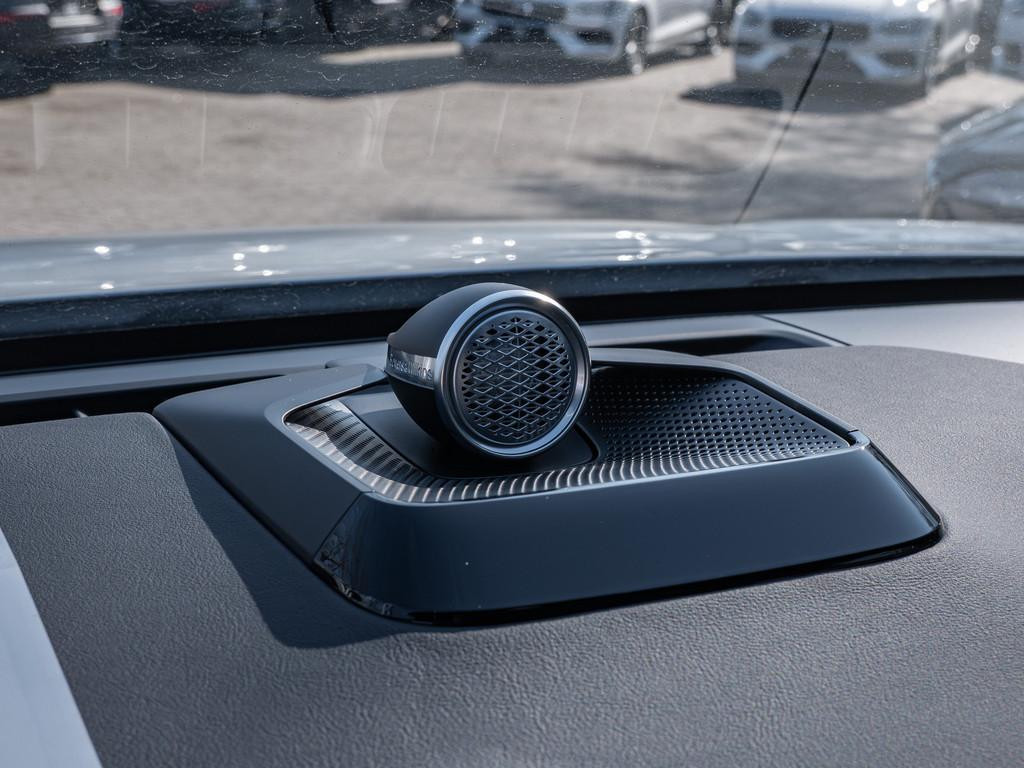 Volvo ES90