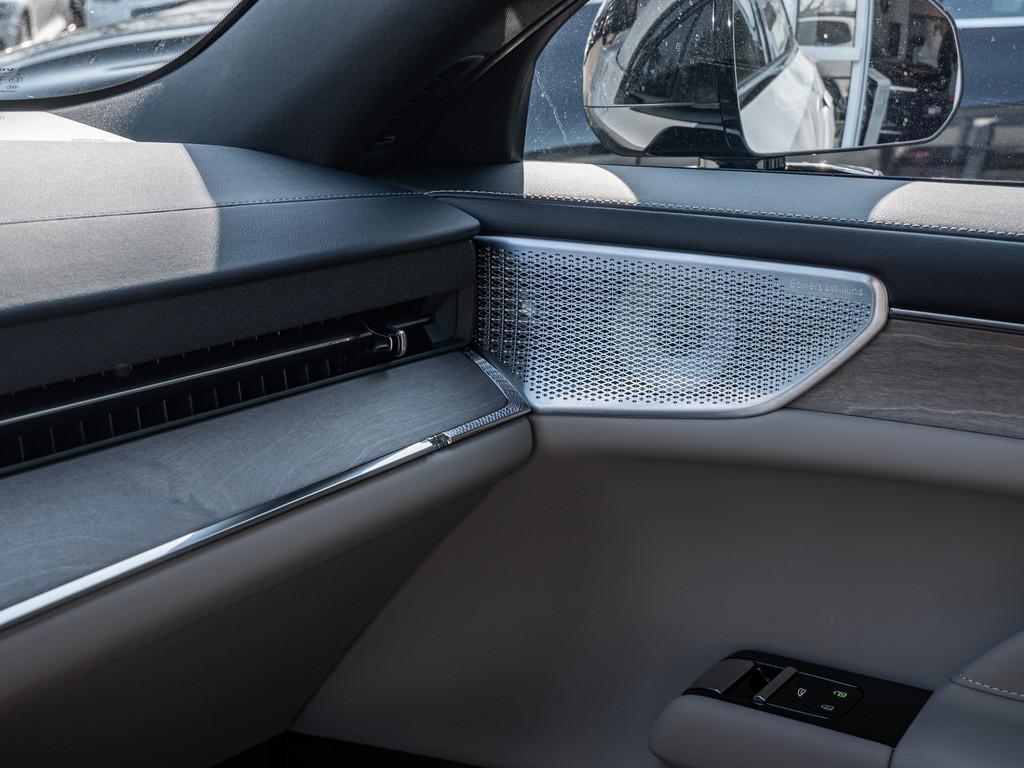 Volvo ES90