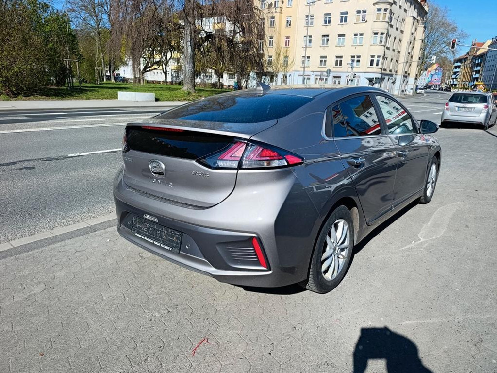 Hyundai Ioniq