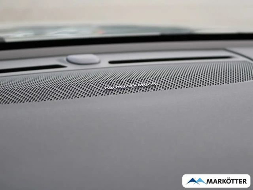 Volvo EX40