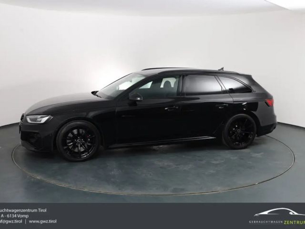 Audi RS4