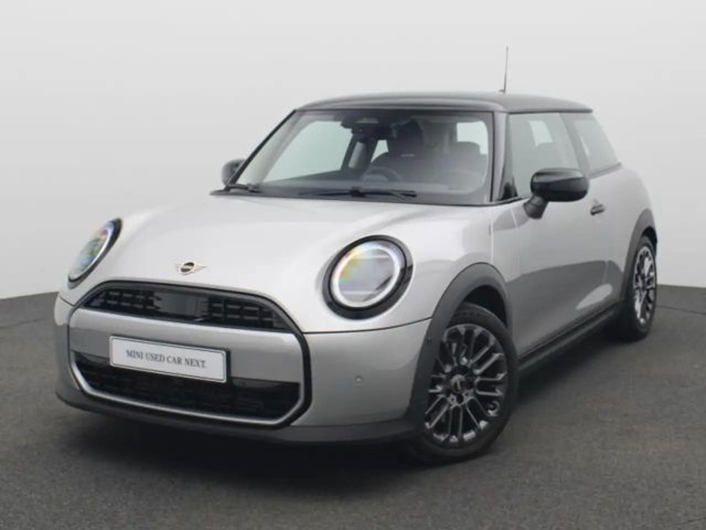 Mini Cooper NEW MODEL - automaat - navi
