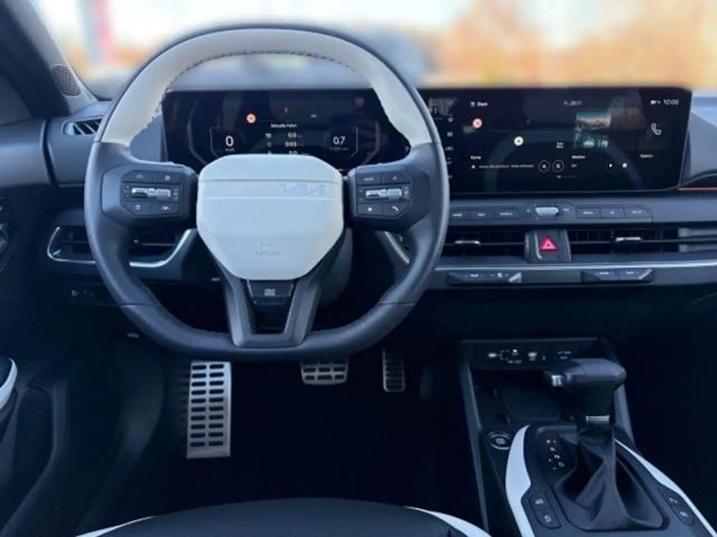 Kia K4