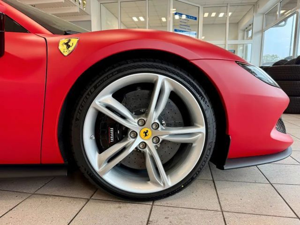 Ferrari 296 GTS