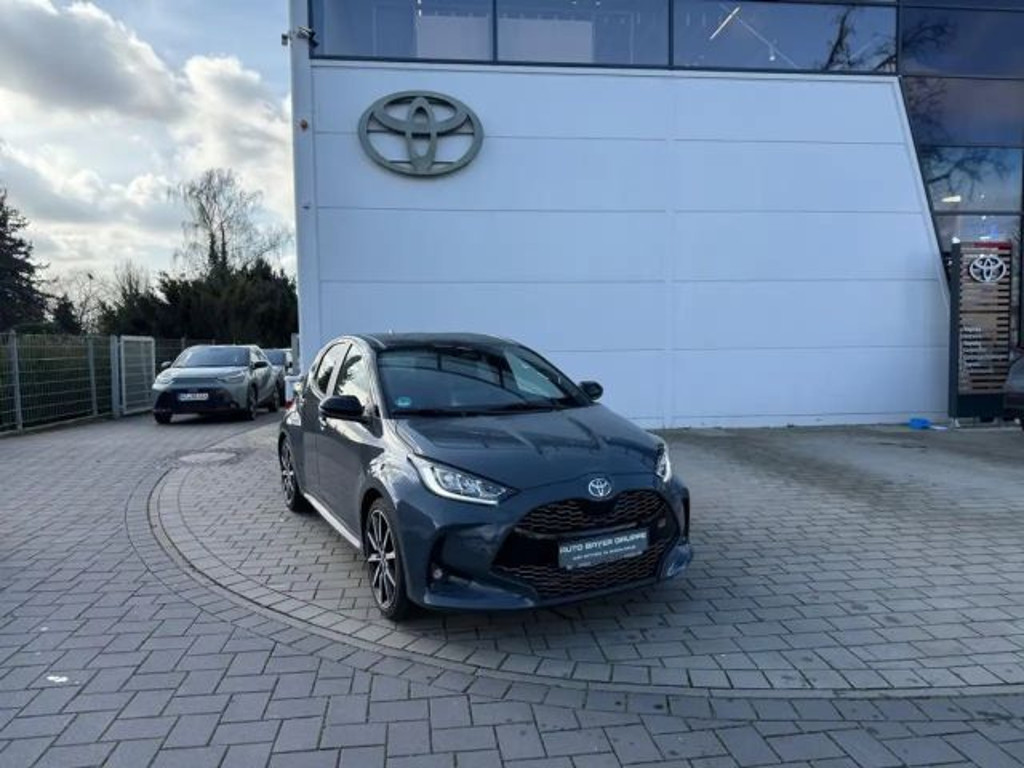 Toyota Yaris GR Hatchback Hybride VVT-i