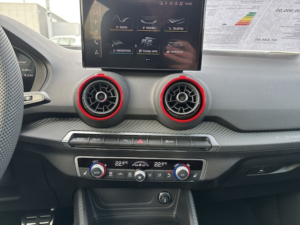 Audi SQ2