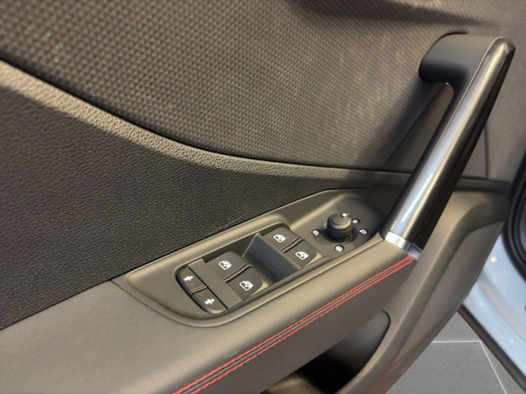 Audi SQ2