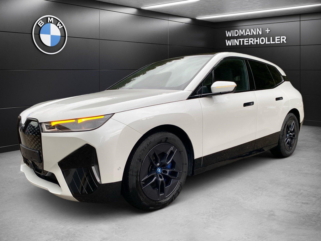 BMW iX xDrive40