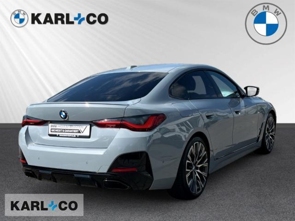 BMW M440
