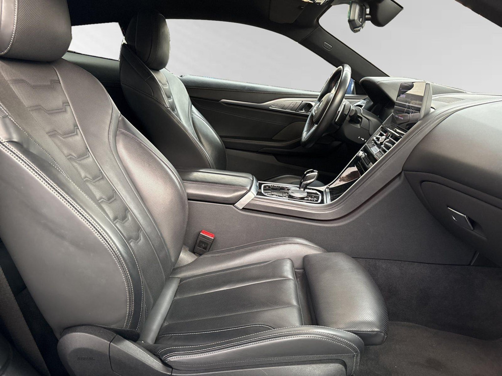 BMW M850