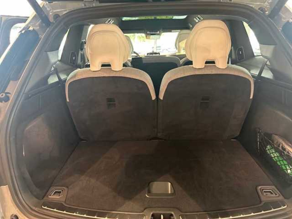 Volvo EX90
