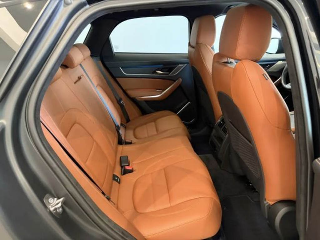 Jaguar F-Pace R-Dynamic D200