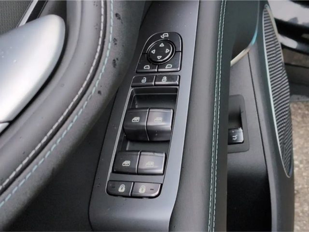 BYD Sealion 7
