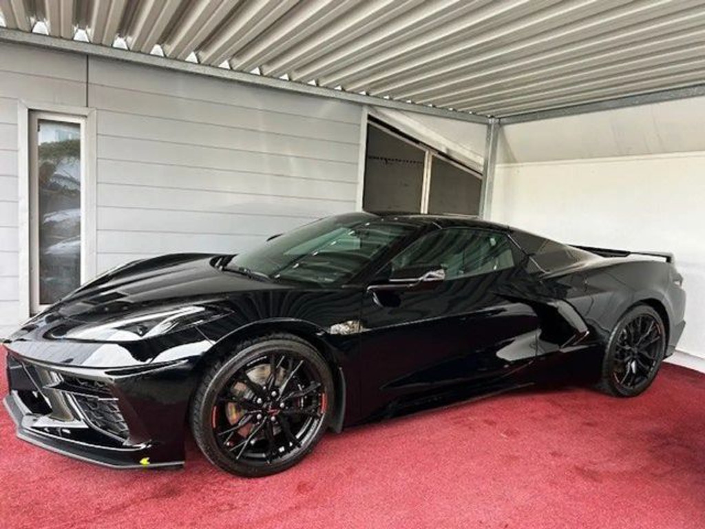 Corvette C8