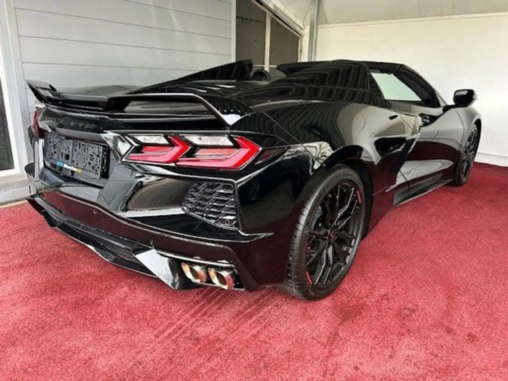 Corvette C8