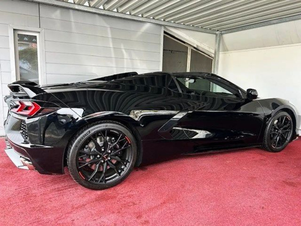 Corvette C8