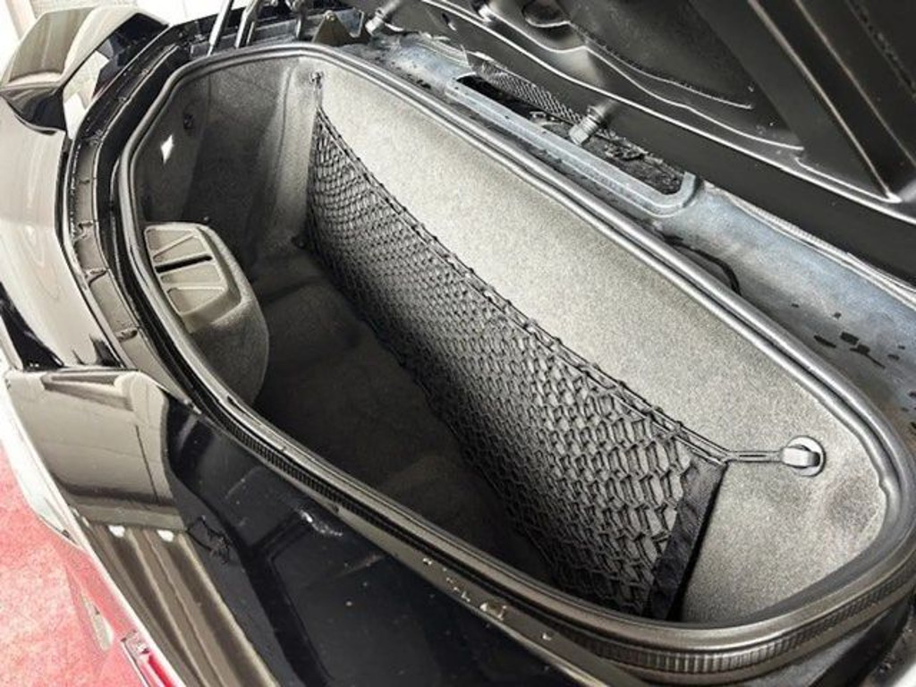 Corvette C8