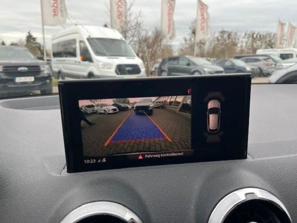 Audi SQ2