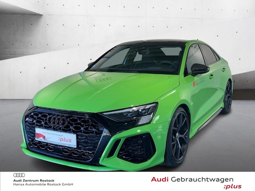 Audi RS3 Sedan Quattro S-Tronic