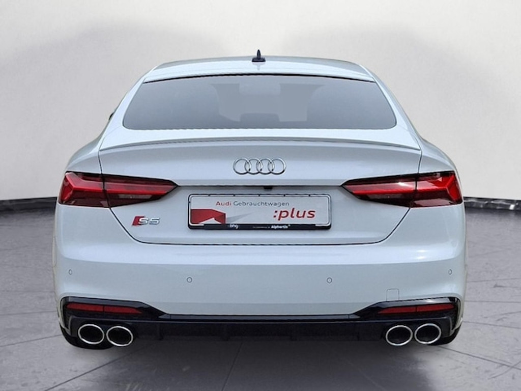 Audi S5