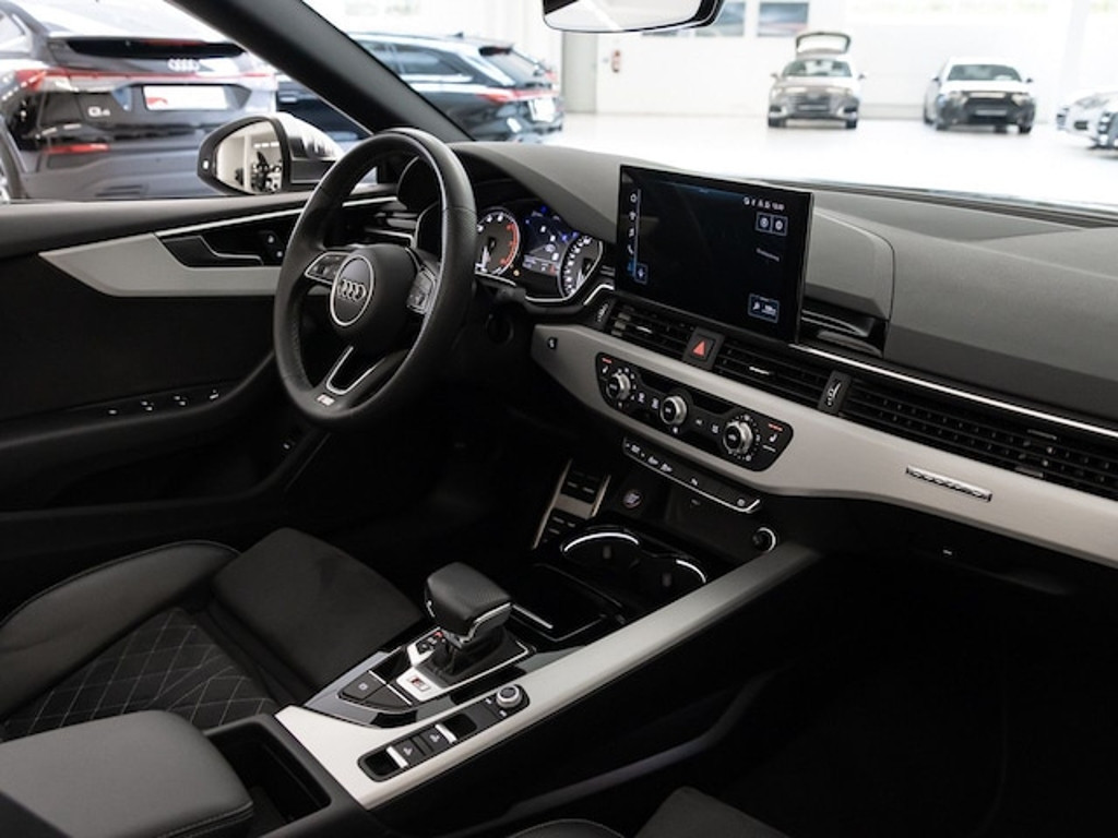 Audi S5
