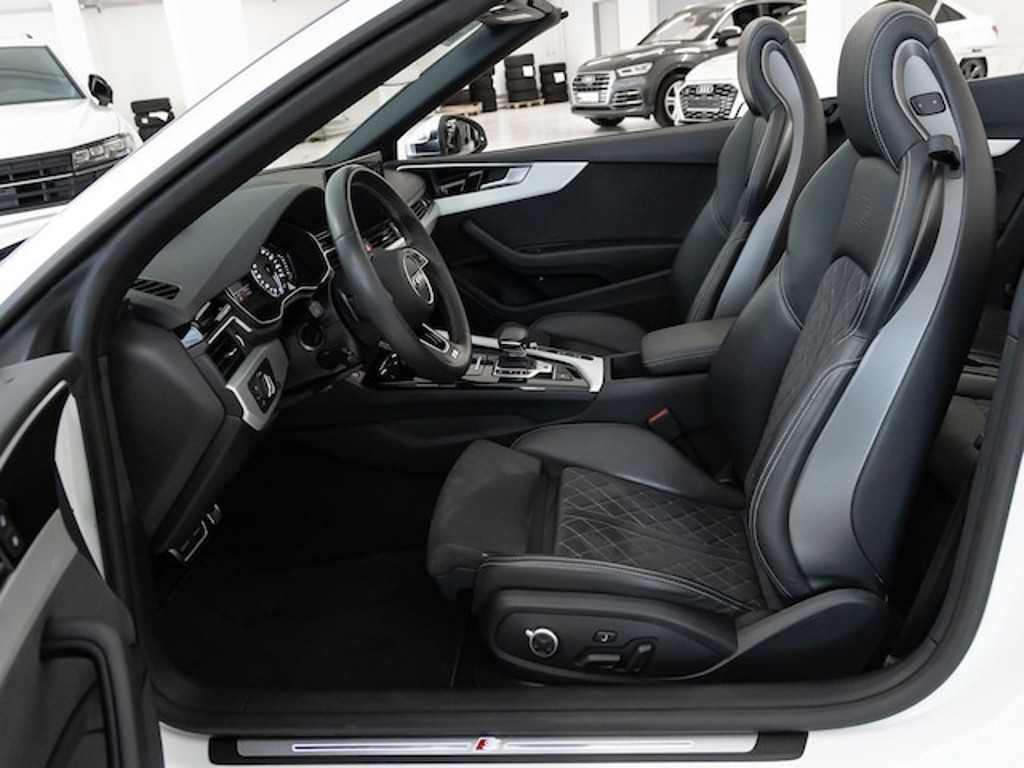 Audi S5