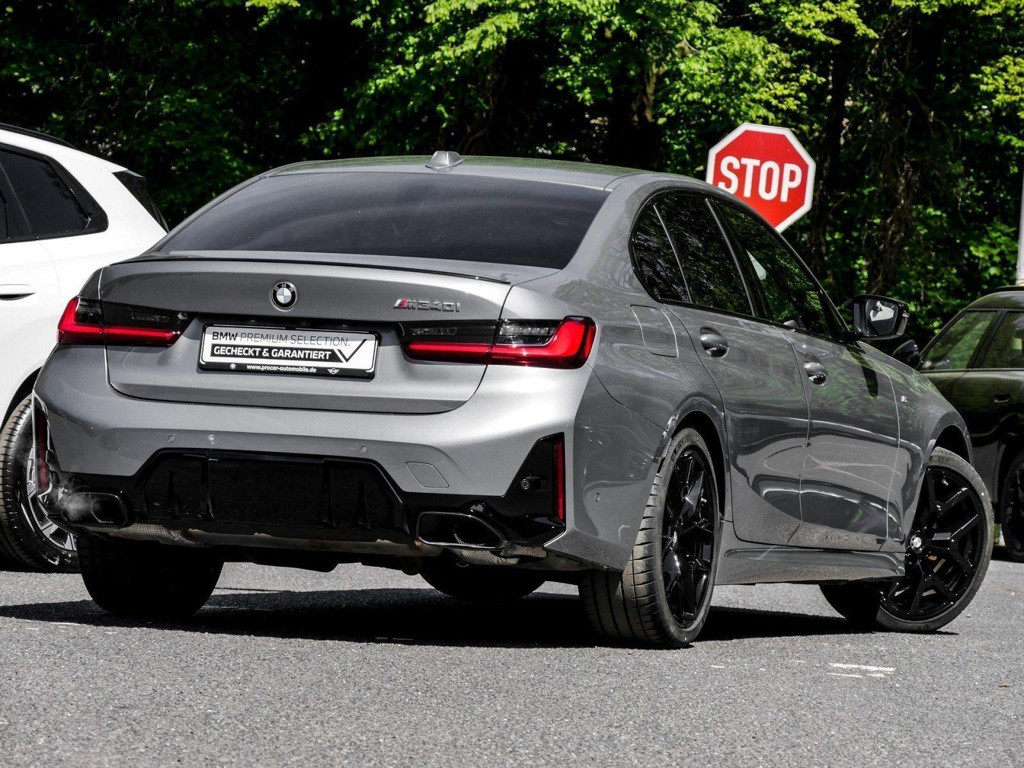BMW M340