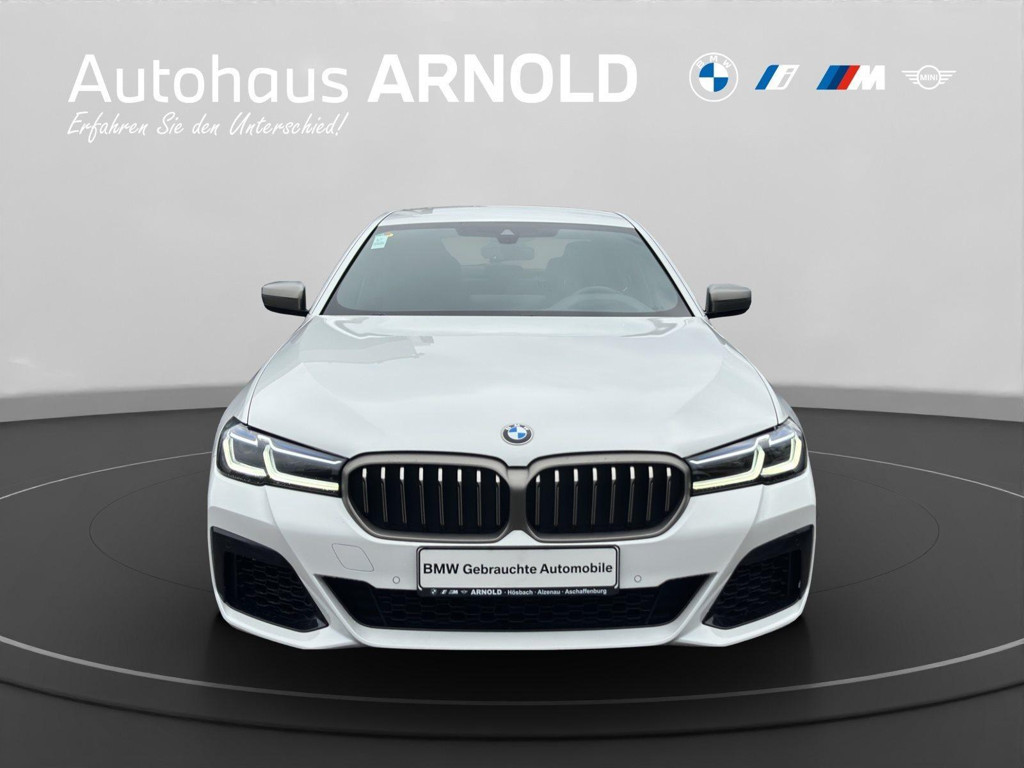 BMW M550