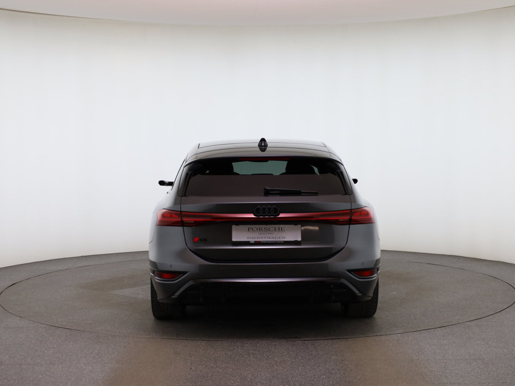 Audi S6 e-tron