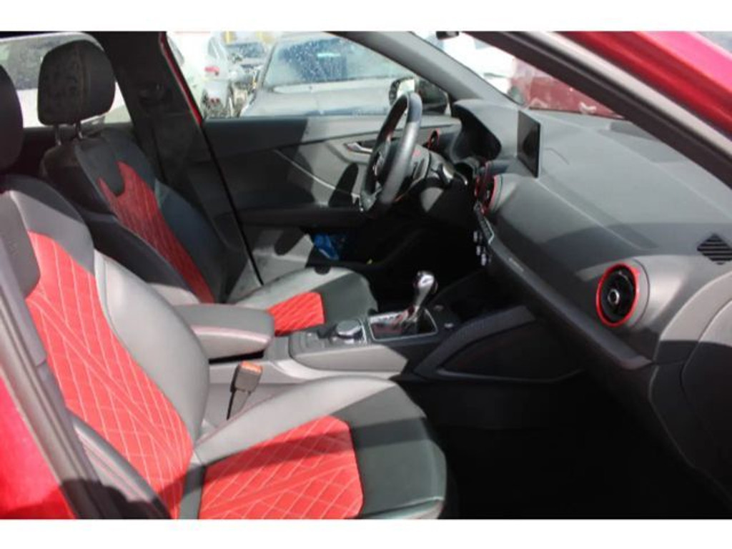 Audi SQ2