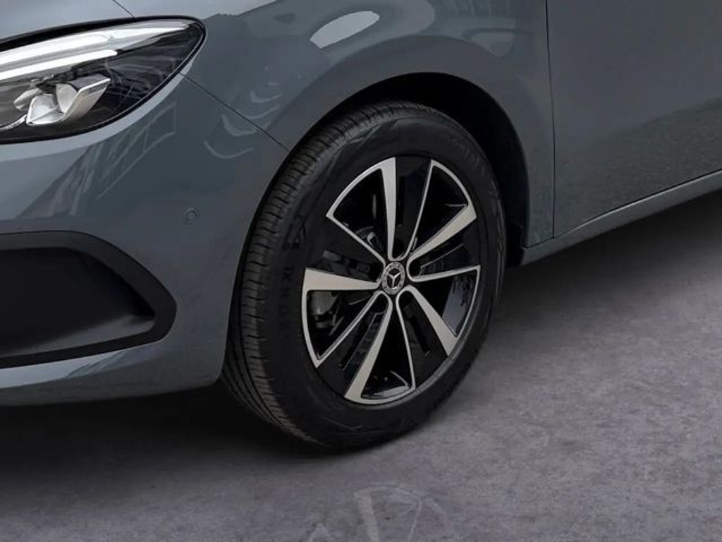 Mercedes-Benz T 180