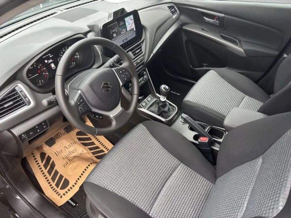 Suzuki S-Cross