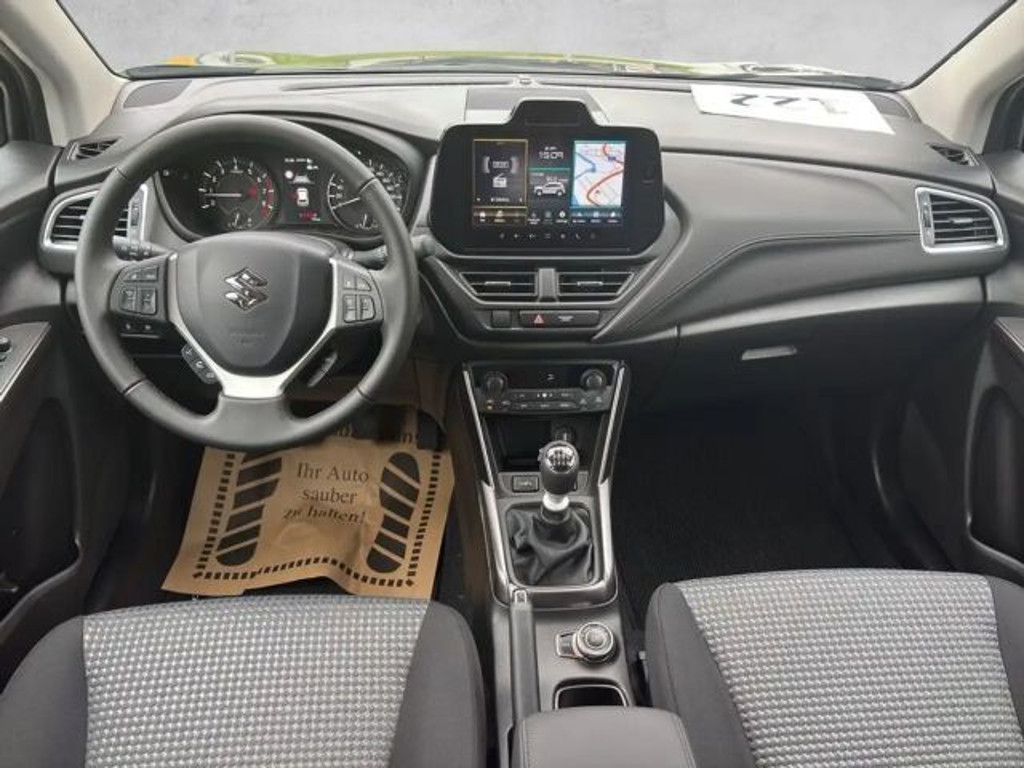 Suzuki S-Cross