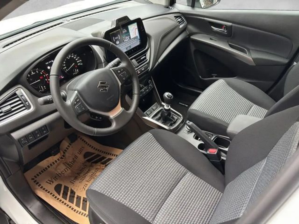 Suzuki S-Cross