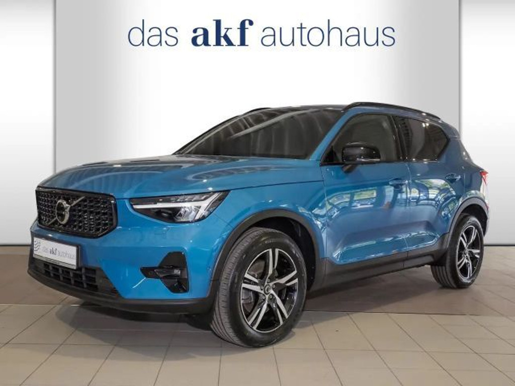 Volvo XC40 Plus Dark