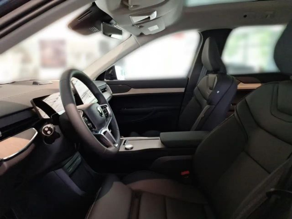 Volvo EX90