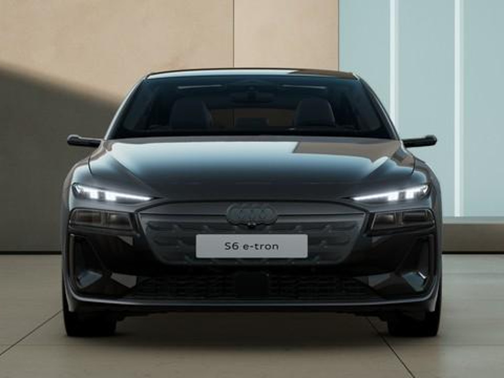 Audi S6 e-tron