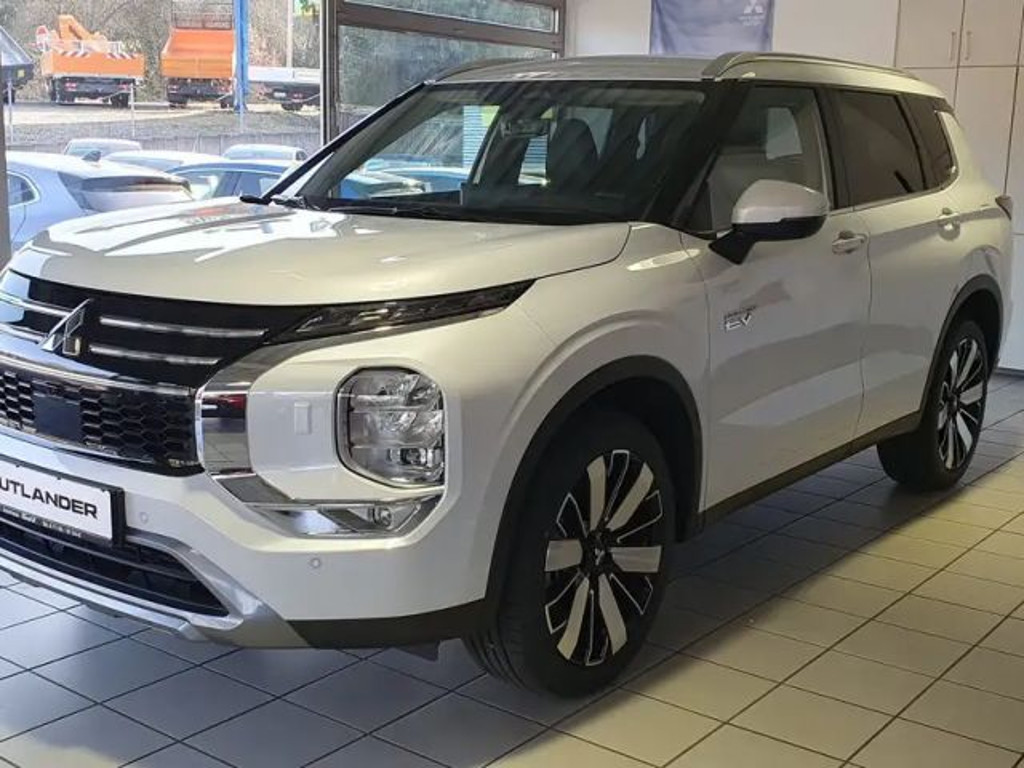 Mitsubishi Outlander PHEV 4WD