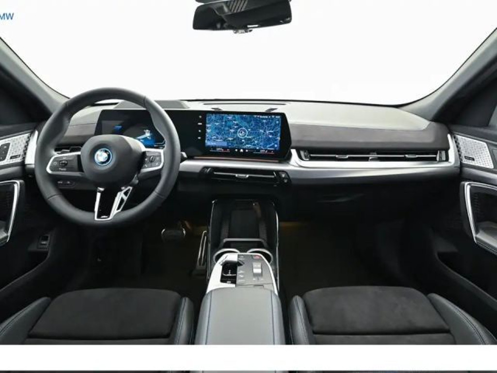 BMW iX2