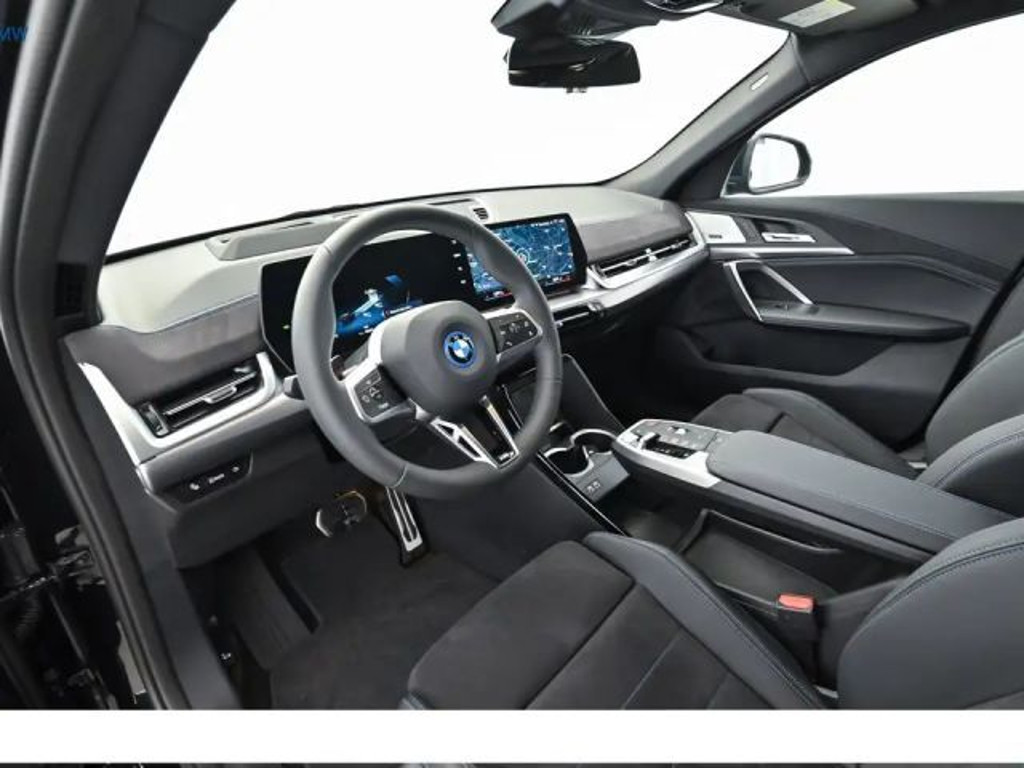 BMW iX2