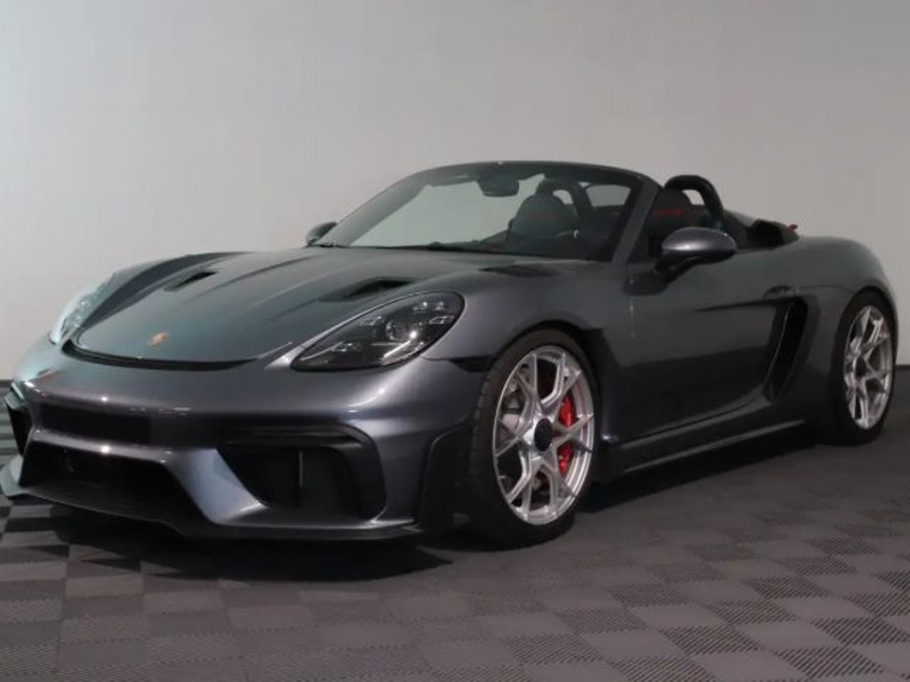 Porsche Cayman RS 718