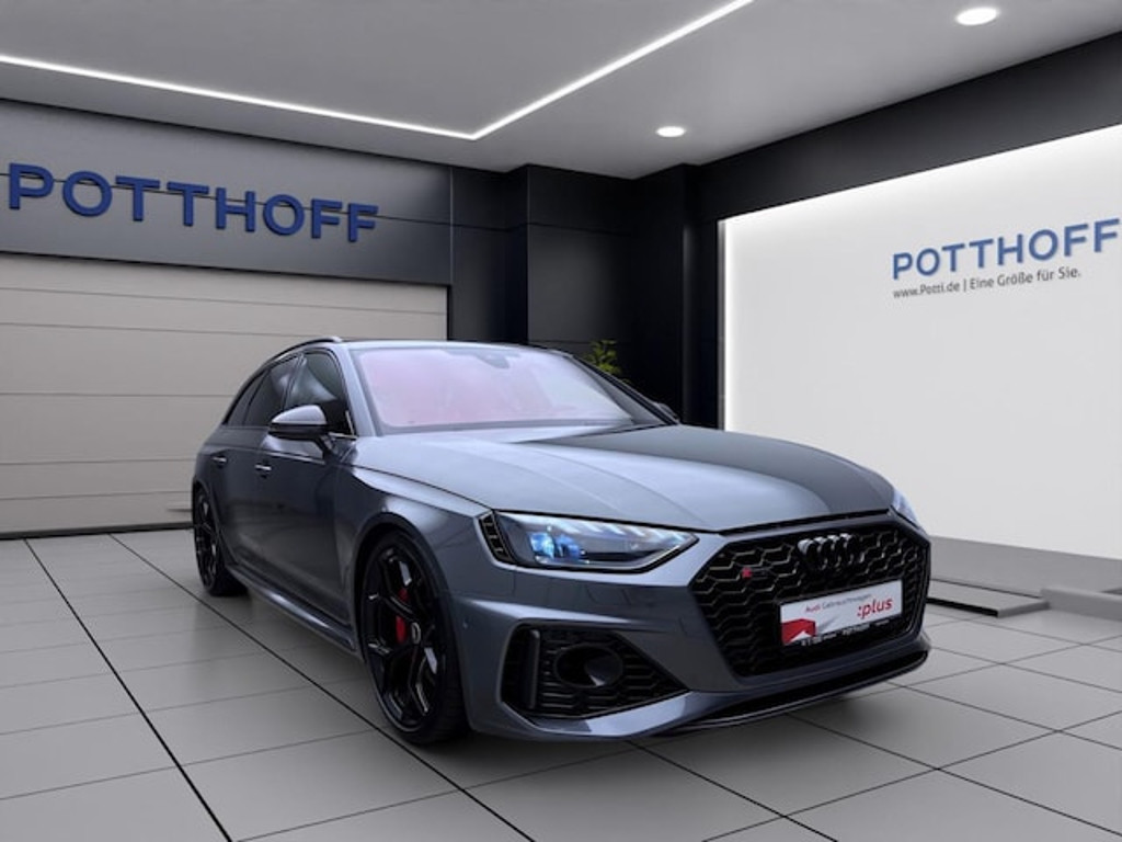 Audi RS4
