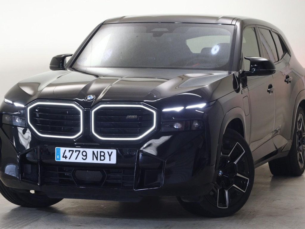 BMW XM