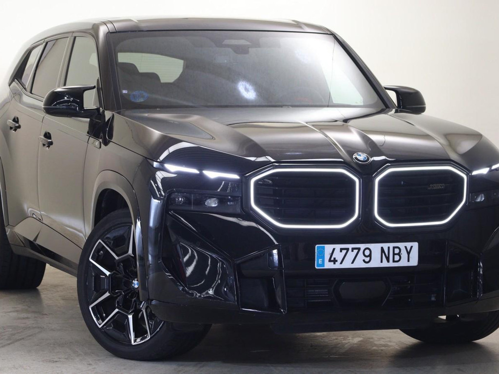 BMW XM