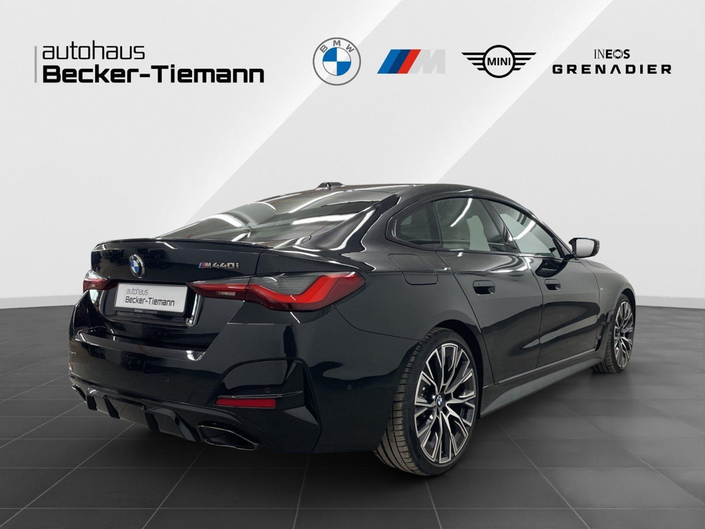BMW M440
