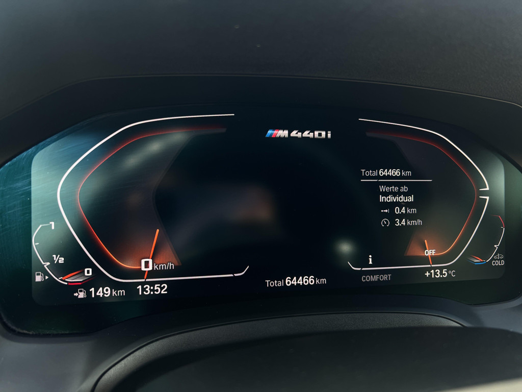 BMW M440