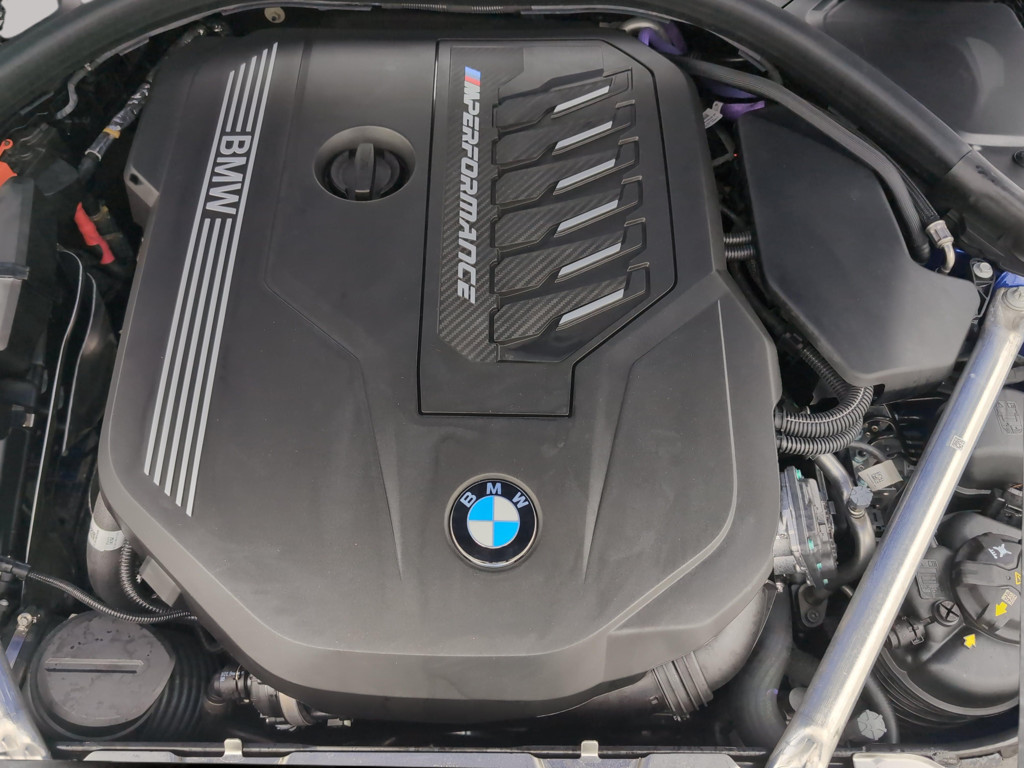 BMW M440