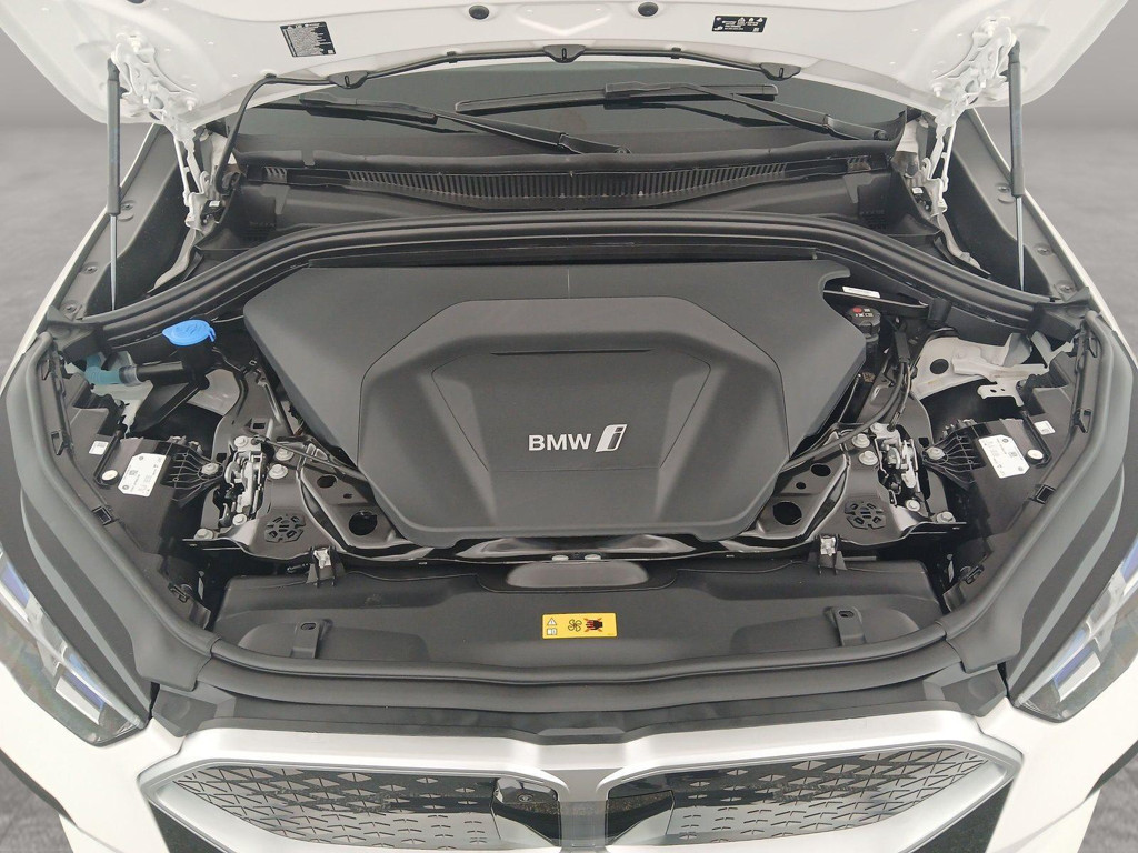BMW iX2